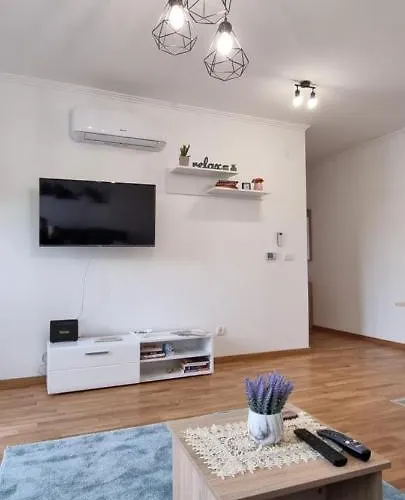 شقة Visnja سوبوتيتْسا